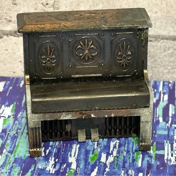 Vintage Die-Cast Pencil Sharpener MUSICAL INSTRUMENTS Set of 3 HARP BASS PIANO - Picture 8 of 11